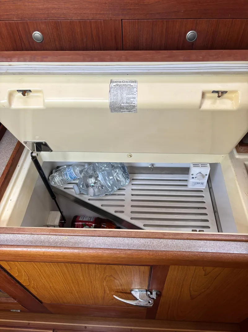 Slide: The Image of Hunter 460 2001 - 74