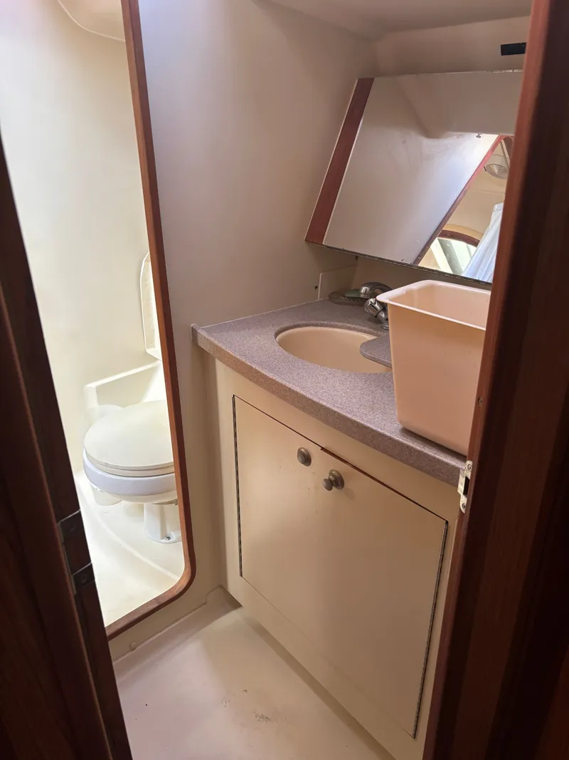 Slide: The Image of Hunter 460 2001 - 75