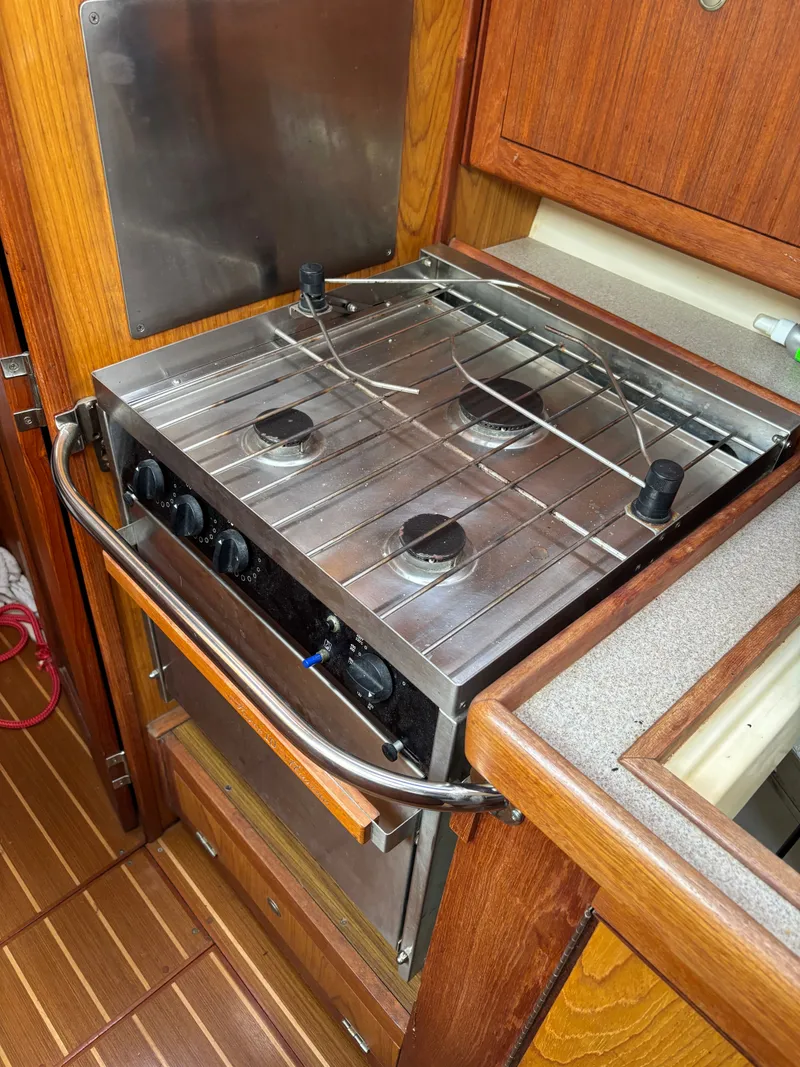 Slide: The Image of Hunter 460 2001 - 76