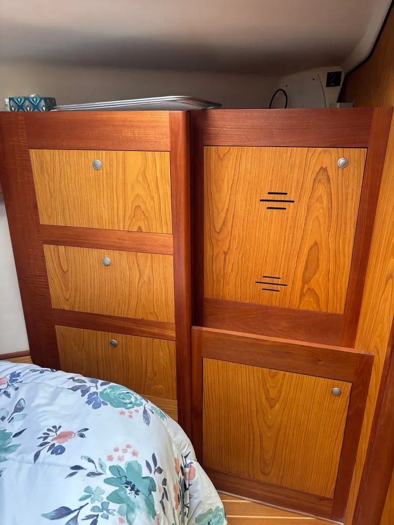 Slide: The Image of Hunter 460 2001 - 83