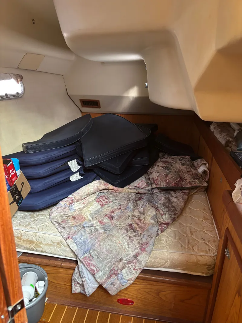 Slide: The Image of Hunter 460 2001 - 93