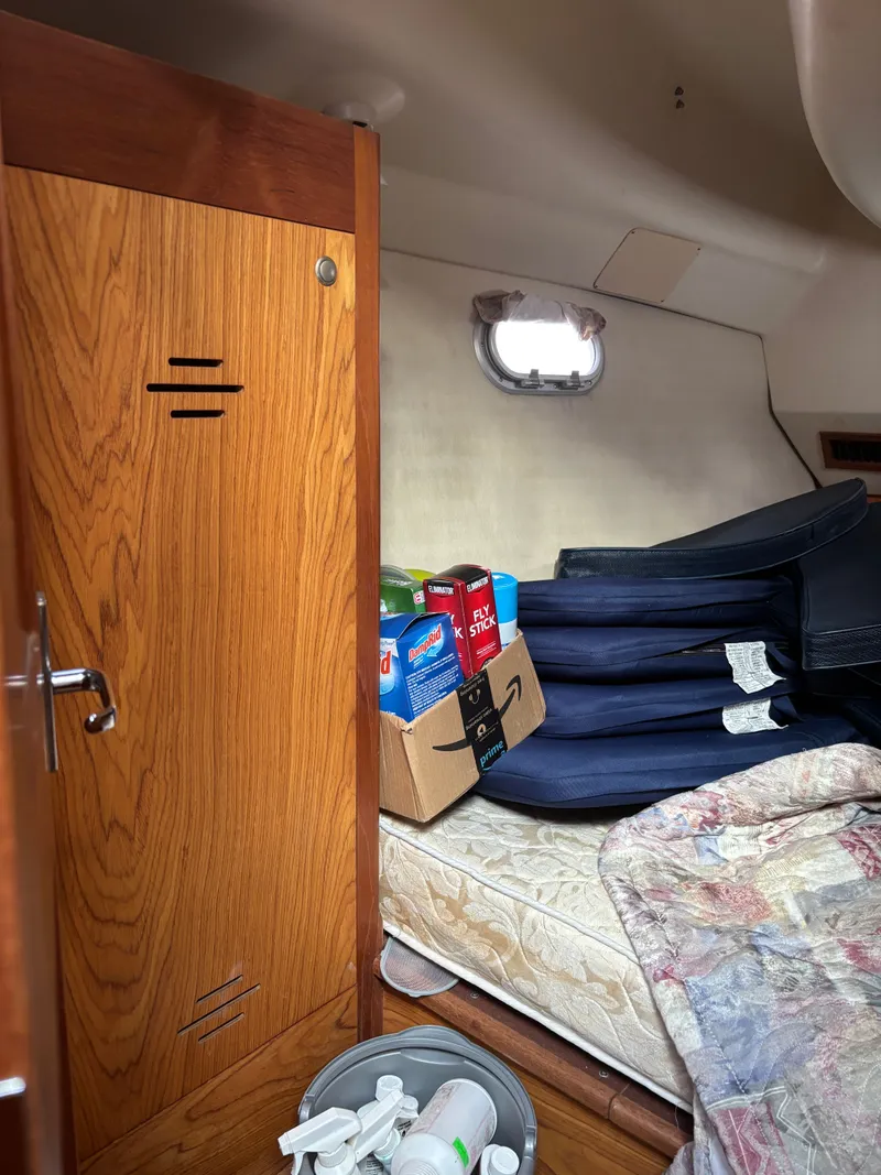 Slide: The Image of Hunter 460 2001 - 95