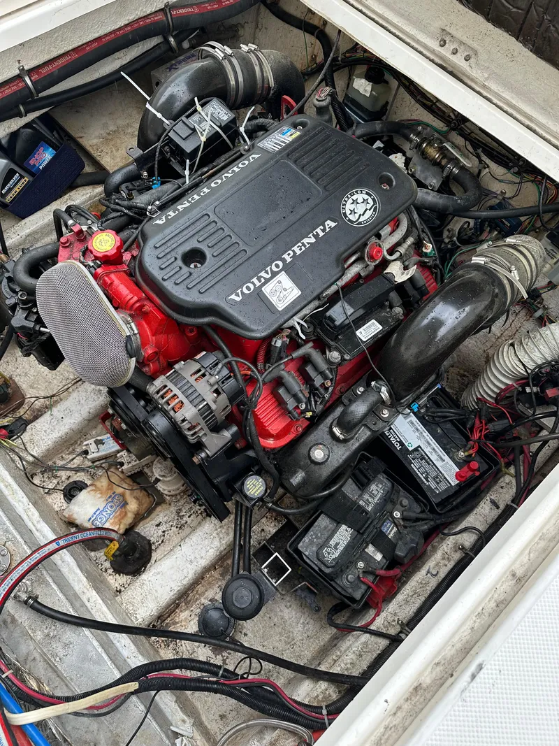Slide: The Image of Engine compartment of 2001 Bayliner Ciera Classic Cabin Cruiser 2859 with Volvo Penta engine. - 3