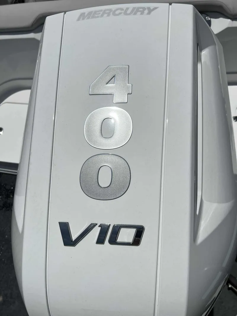 Slide: The Image of Mercury 400 V10 engine on 2025 Hurricane Center Console 24 OB boat. - 7