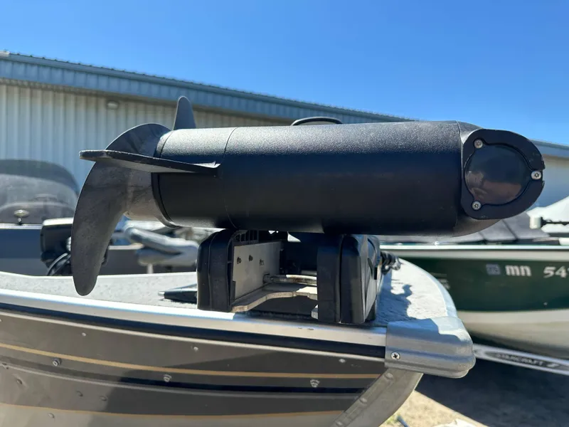 Slide: The Image of Boat motor on a 2005 G3 1875, close-up view, outdoors. - 17