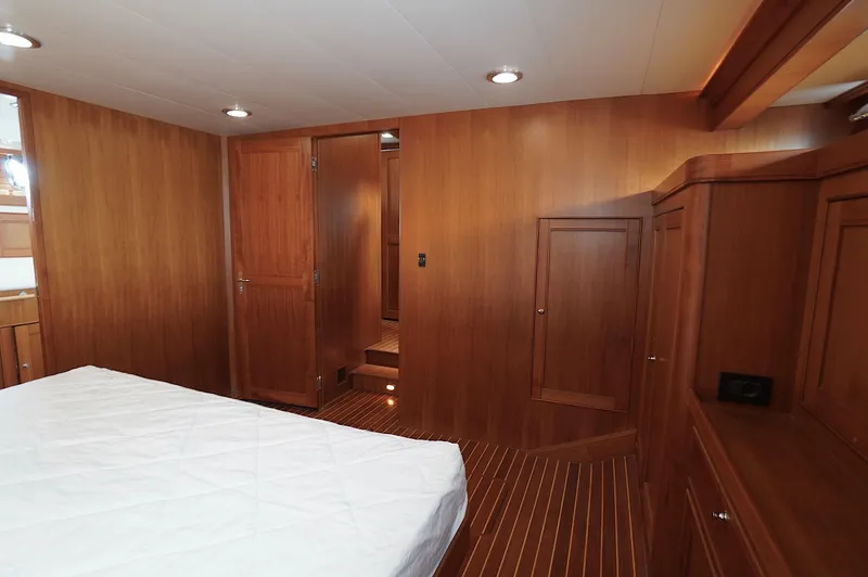 Slide: The Image of Marlow 61E 2009 - 142