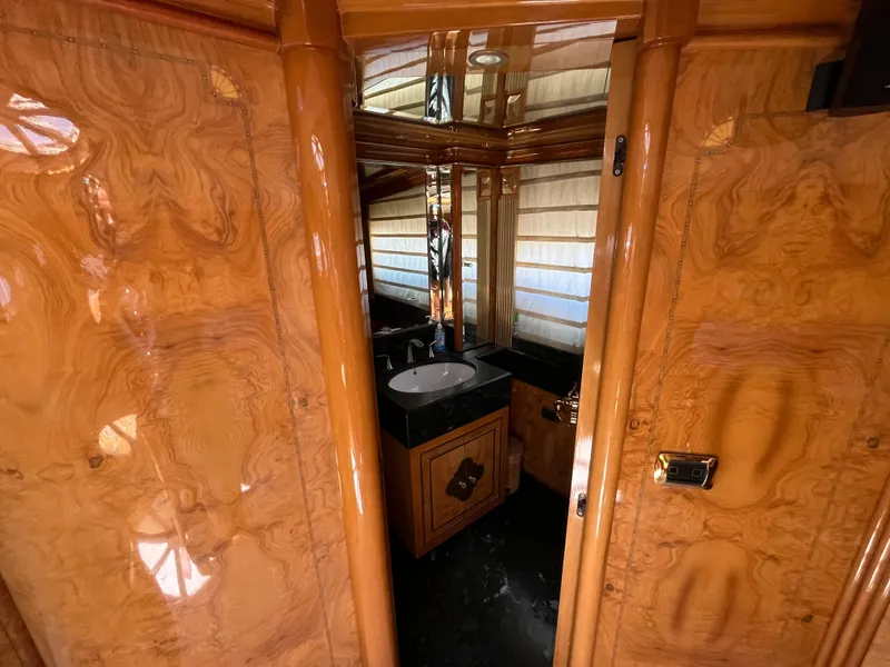 Slide: The Image of Astondoa 95GLX 2001 - 51