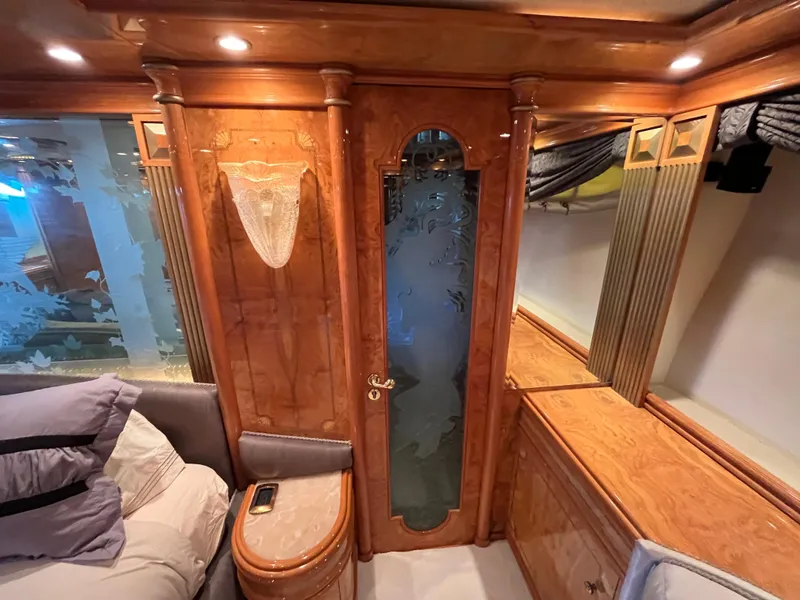 Slide: The Image of Astondoa 95GLX 2001 - 62