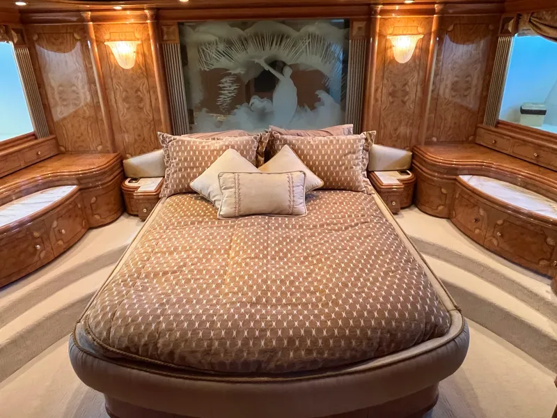 Slide: The Image of Astondoa 95GLX 2001 - 71