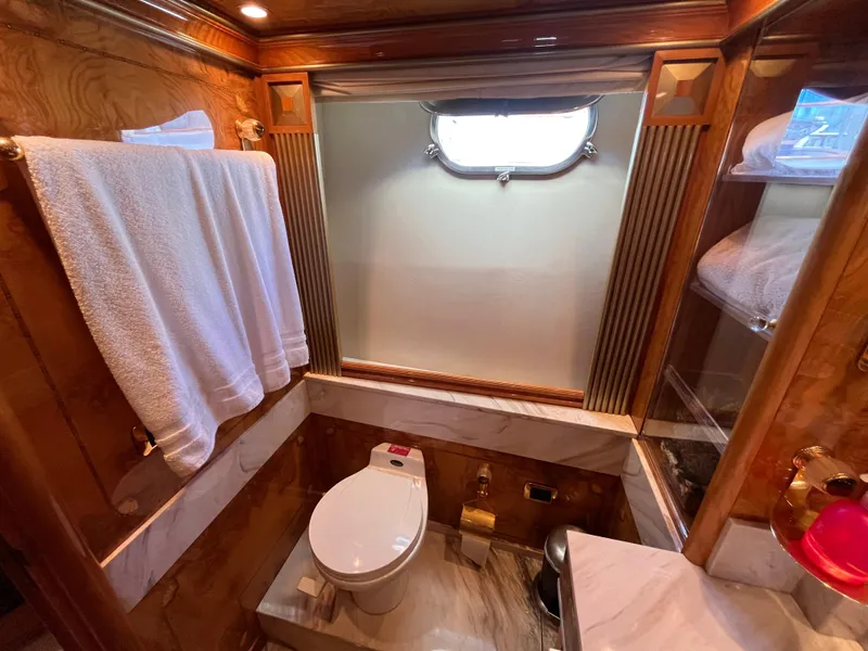 Slide: The Image of Astondoa 95GLX 2001 - 79