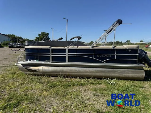 Slide: The Image of Sylvan 820 Cruise Pontoon 2016 - 26