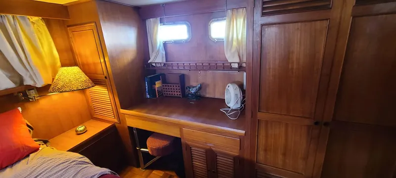 Slide: The Image of Aft cabin desk area - 9
