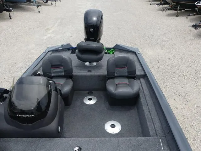 Slide: The Image of Tracker Pro Team 175 TF 2021 - 20