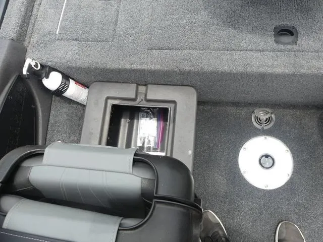 Slide: The Image of Tracker Pro Team 175 TF 2021 - 22