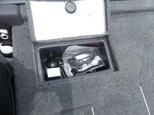 Slide: The Image of Tracker Pro Team 175 TF 2021 - 24