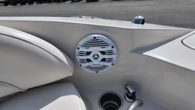 Slide: The Image of Sea Ray 260 Sundeck 2007 - 11