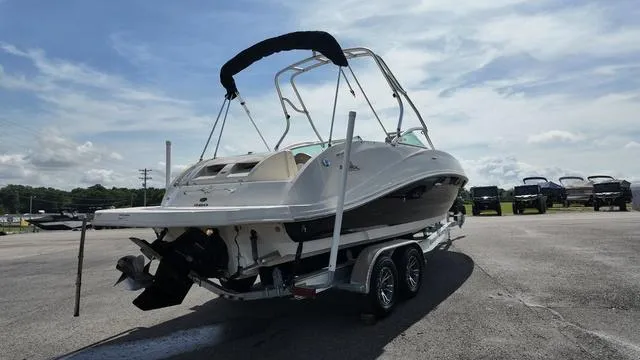 Slide: The Image of Sea Ray 260 Sundeck 2007 - 29