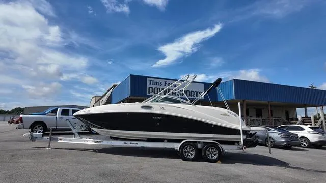 Slide: The Image of Sea Ray 260 Sundeck 2007 - 3