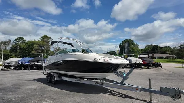 Slide: The Image of Sea Ray 260 Sundeck 2007 - 31