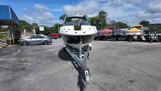 Slide: The Image of Sea Ray 260 Sundeck 2007 - 4