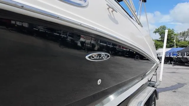 Slide: The Image of Sea Ray 260 Sundeck 2007 - 7