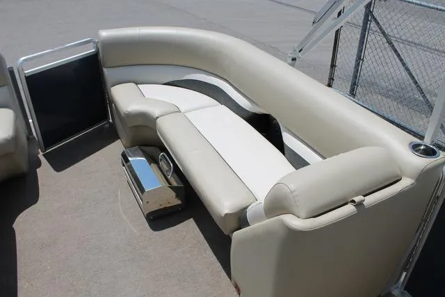 Slide: The Image of Harris SUNLINER LS 220 2012 - 14