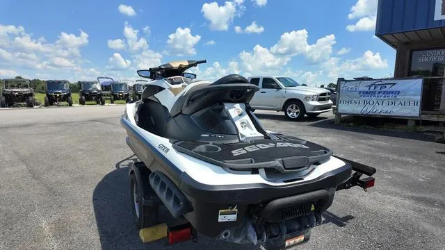 Slide: The Image of Sea-Doo GTX 2013 - 3