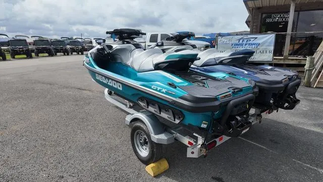 Slide: The Image of Sea-Doo GTX 2025 - 12