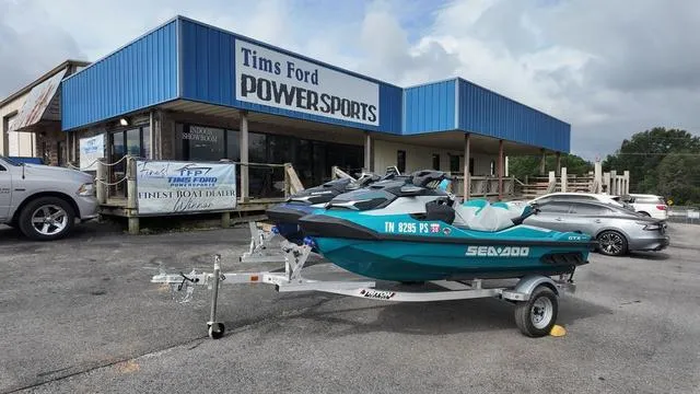 Slide: The Image of Sea-Doo GTX 2025 - 2