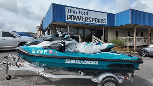 Slide: The Image of Sea-Doo GTX 2025 - 3