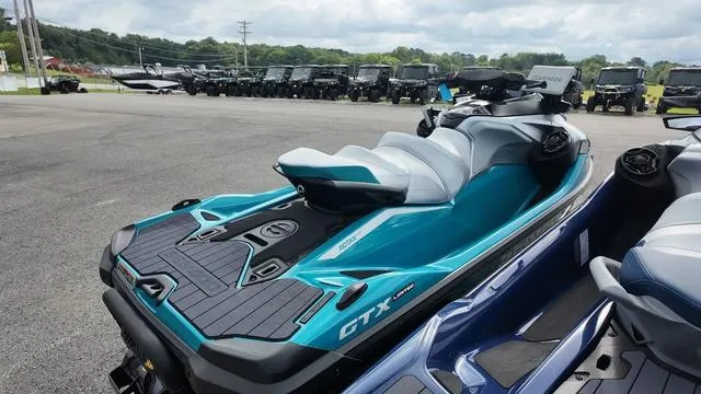 Slide: The Image of Sea-Doo GTX 2025 - 7