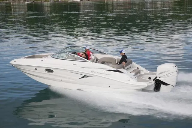 Slide: The Image of Crownline Boats E235 XS 2022 - 14