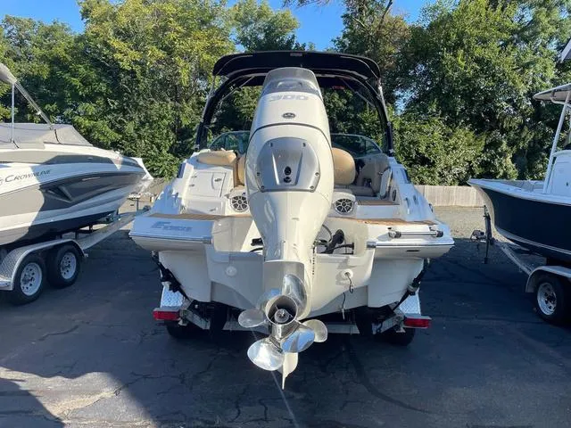 Slide: The Image of Crownline Boats E235 XS 2022 - 5