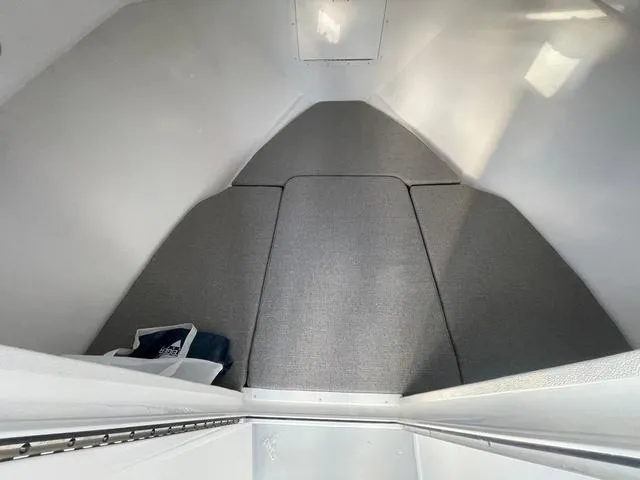 Slide: The Image of Steiger Craft 21 DV MIAMI 2025 - 12