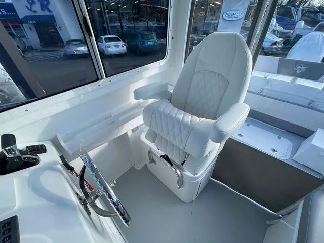 Slide: The Image of Steiger Craft 21 DV MIAMI 2025 - 7