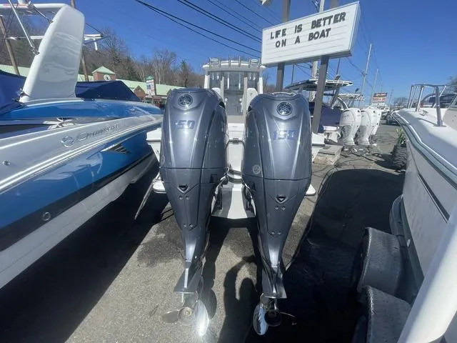 Slide: The Image of Steiger Craft 255 DV MIAMI 2025 - 4