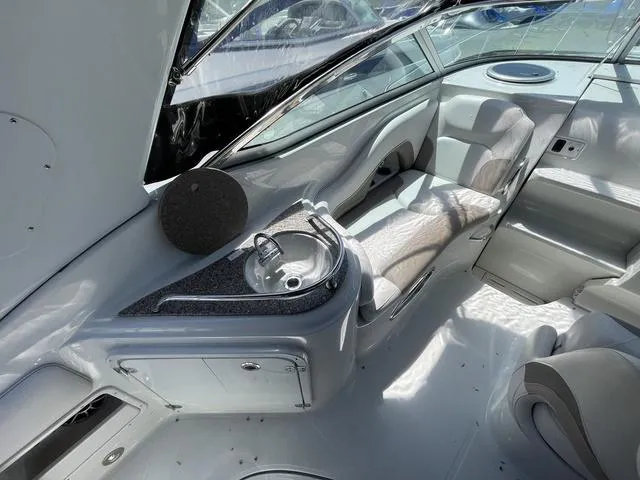 Slide: The Image of Crownline Boats 264 CR 2019 - 7