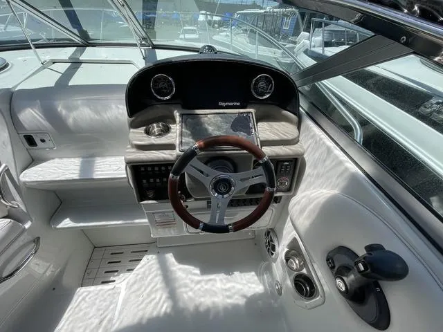 Slide: The Image of Crownline Boats 264 CR 2019 - 8