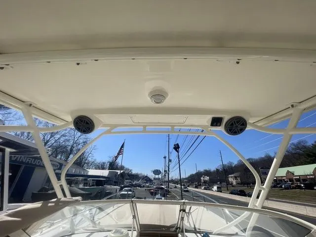 Slide: The Image of World Cat 255 DC 2015 - 5