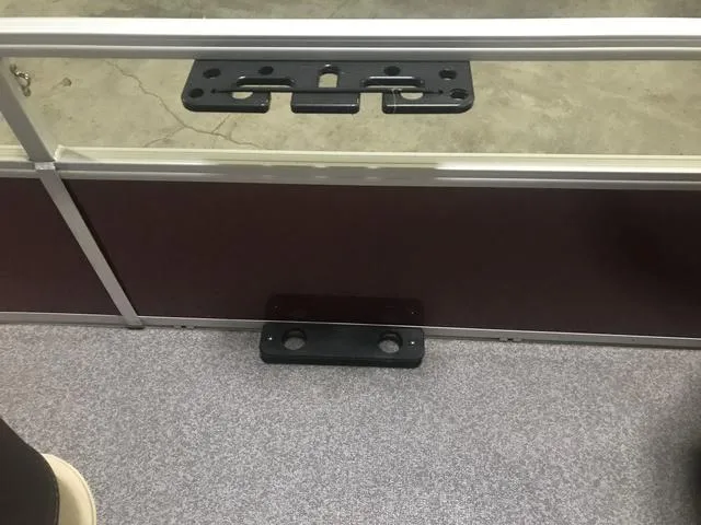 Slide: The Image of Sun Tracker Bass Buggy 18 DLX 2019 - 11