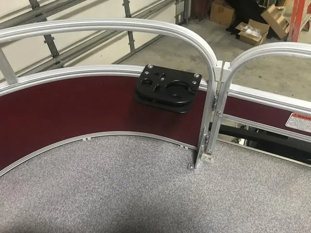 Slide: The Image of Sun Tracker Bass Buggy 18 DLX 2019 - 13