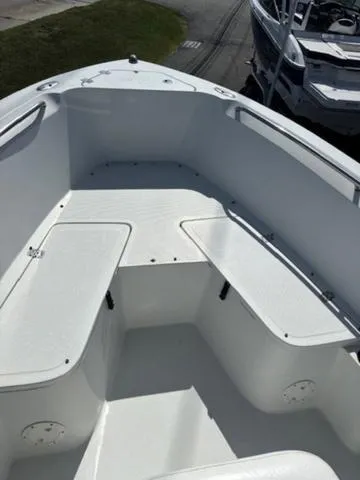 Slide: The Image of Sail Fish 218 CC 2004 - 10