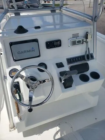 Slide: The Image of Sail Fish 218 CC 2004 - 24