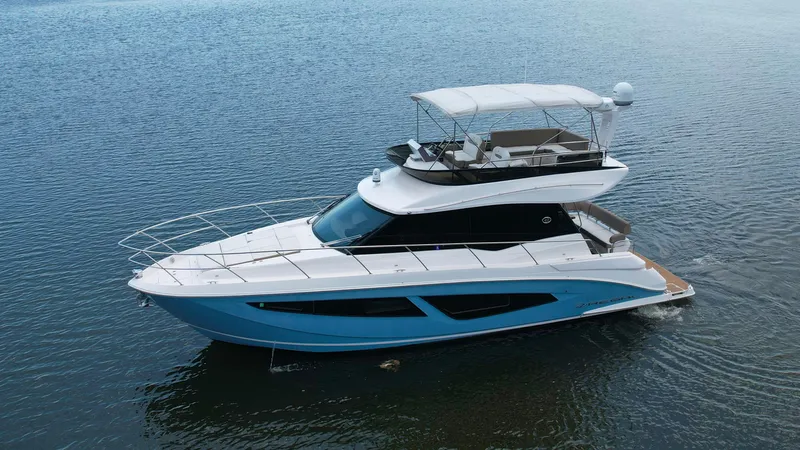 The Image of Regal 42 Fly 2018 - 0