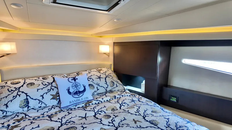 Slide: The Image of Regal 42 Fly 2018 - 19