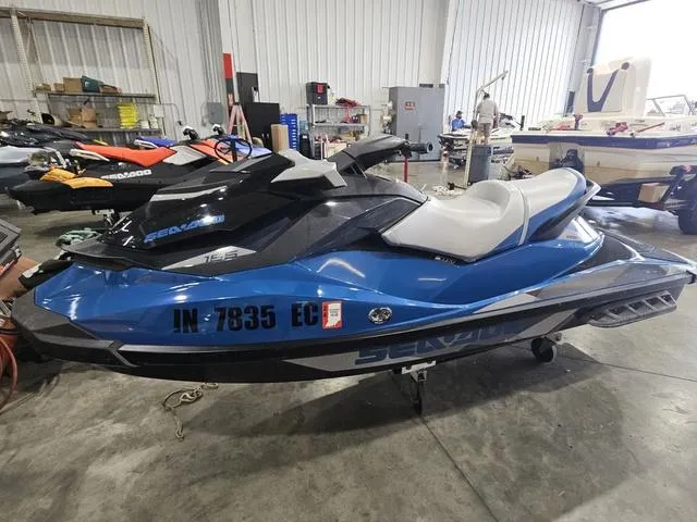 Slide: The Image of Sea-Doo GTI 2019 - 1