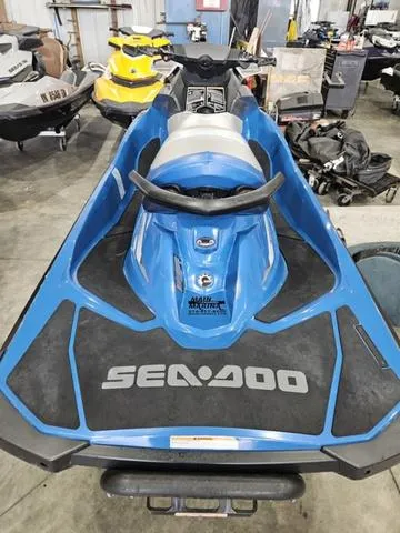 Slide: The Image of Sea-Doo GTI 2019 - 3
