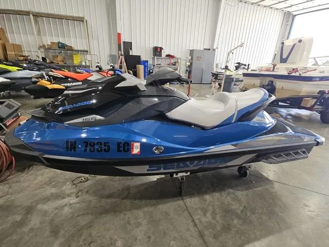 Slide: The Image of Sea-Doo GTI 2019 - 8