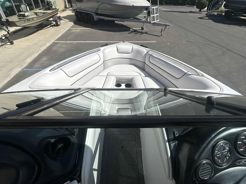 Slide: The Image of Sanger V230 2003 - 14