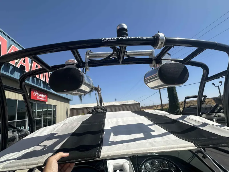 Slide: The Image of Sanger V230 2003 - 17